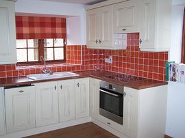 Kitchen in 'Holly' Cottage