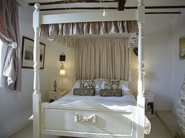 Stunning four poster bed - popular honeymoon choice    