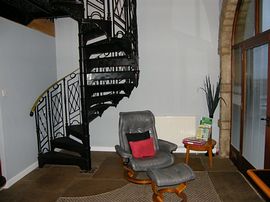 Lounge spiral stairs