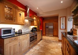 Sunny Cottage Kitchen