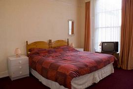 Flat 4, studio flat with twin or double bed.