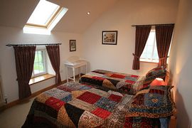 Double bedroom with twin beds