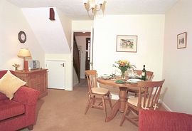 sitting/dining room