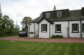 Front view of Brucehill Cottage