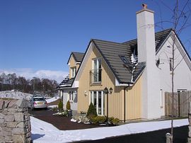 lochan mor lodge