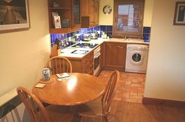 Kitchen/dining area