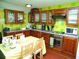 Kitchen/Dining area