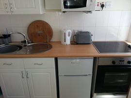 Fully equipped kitchen
