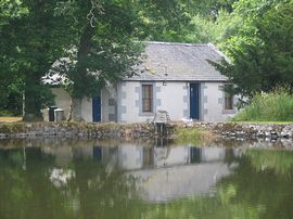 Pond Cottage