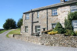 Hill Top Cottage in Walden near West Burton