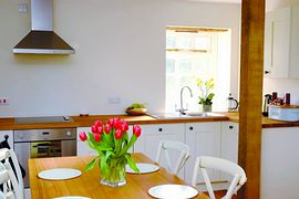 Open plan kitchen / living room area