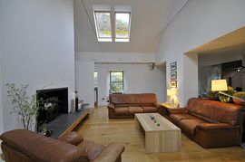 Main Living Area (8 m2)