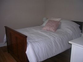 Belcote cottage downstairs bedroom