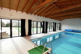 10x4m heated indoor pool