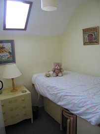 Single bedroom