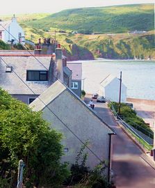 Cottage gable end with Harbour and Mohr Head