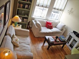 Spacious, light bright and airy sitting room